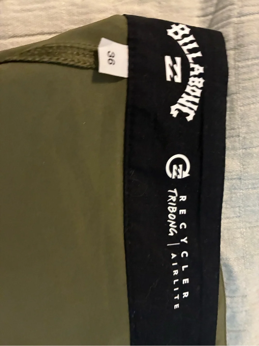Billabong men board